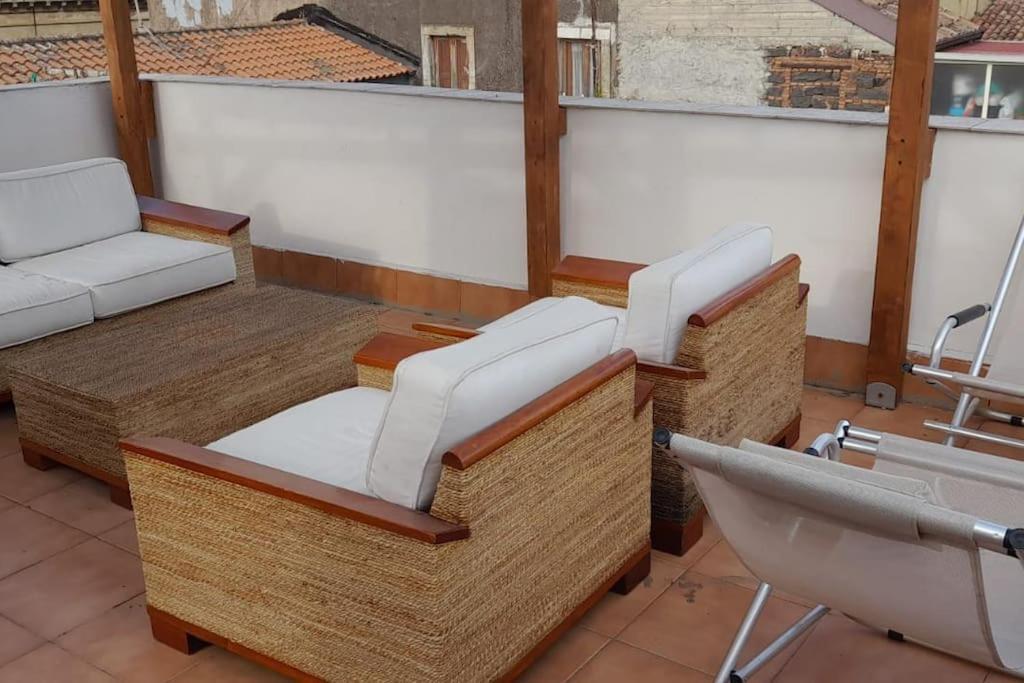Alimat Guesthouse Katania Zewnętrze zdjęcie